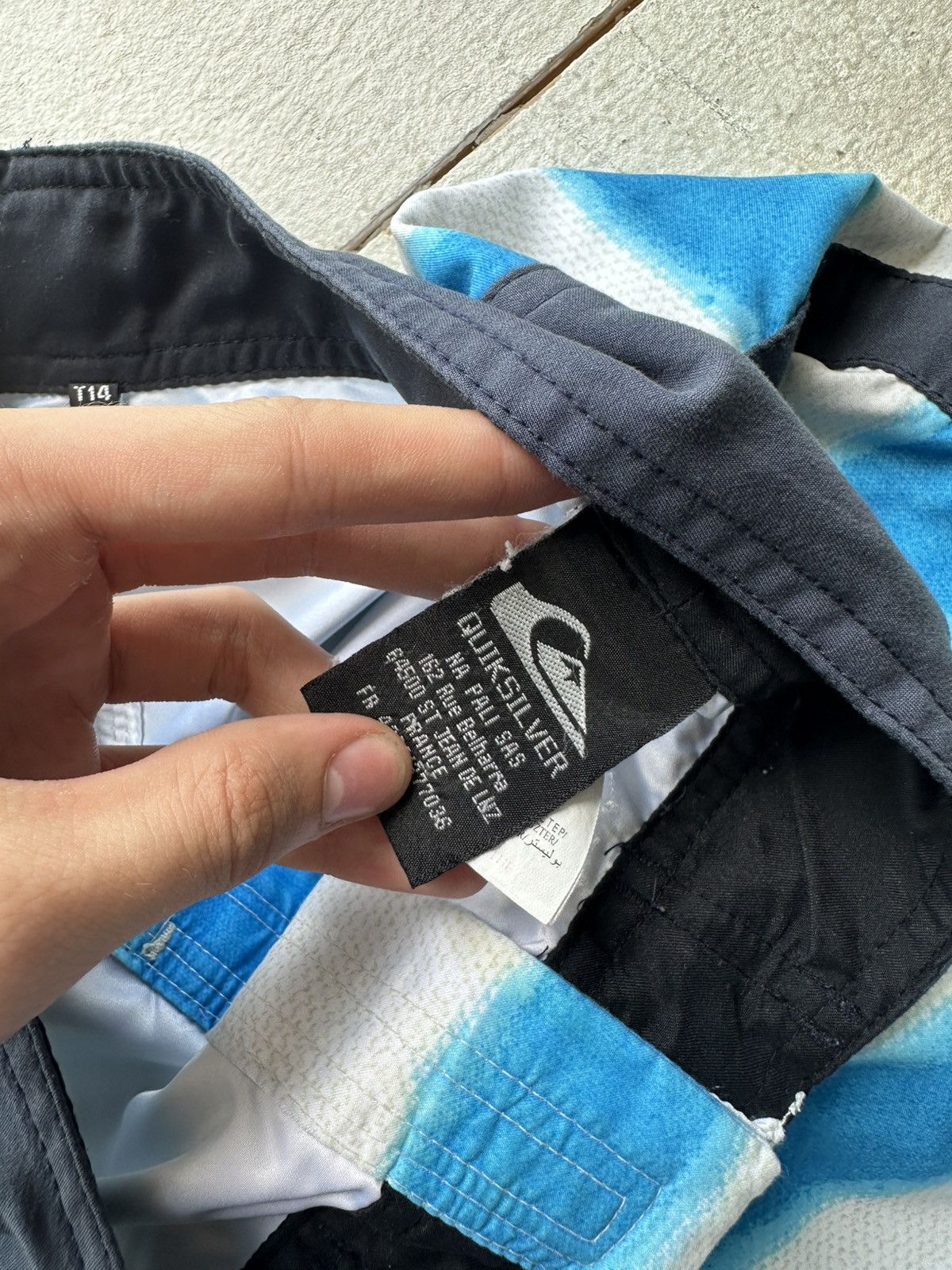 Quiksilver 🚨Vintage Quiksilver 25sz Shorts Big Logo Y2K Style 90s Surf Size US 26 / EU 42 - 14 Thumbnail