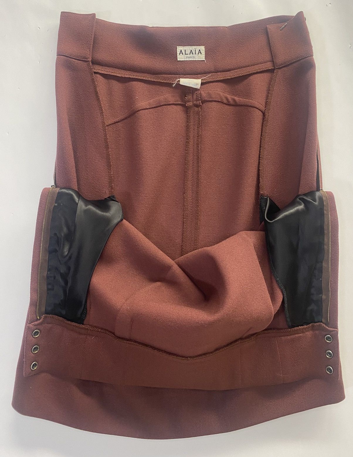 Alaia Vintage Alaia Brown Wool Skirt Size 28" / US 6 / IT 42 - 3 Thumbnail