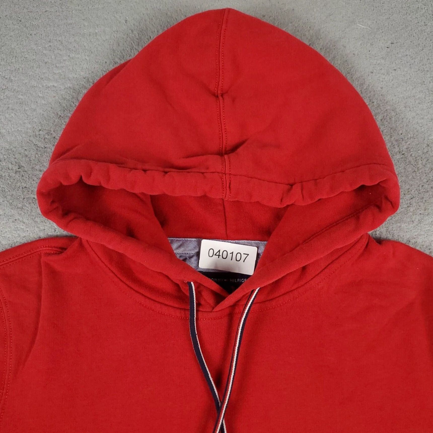 Tommy Hilfiger VINTAGE Tommy Hilfiger Hoodie Pullover Men's Small Red Crew Neck Zip Sweatshirt Casual Classic Size US S / EU 44-46 / 1 - 2 Thumbnail
