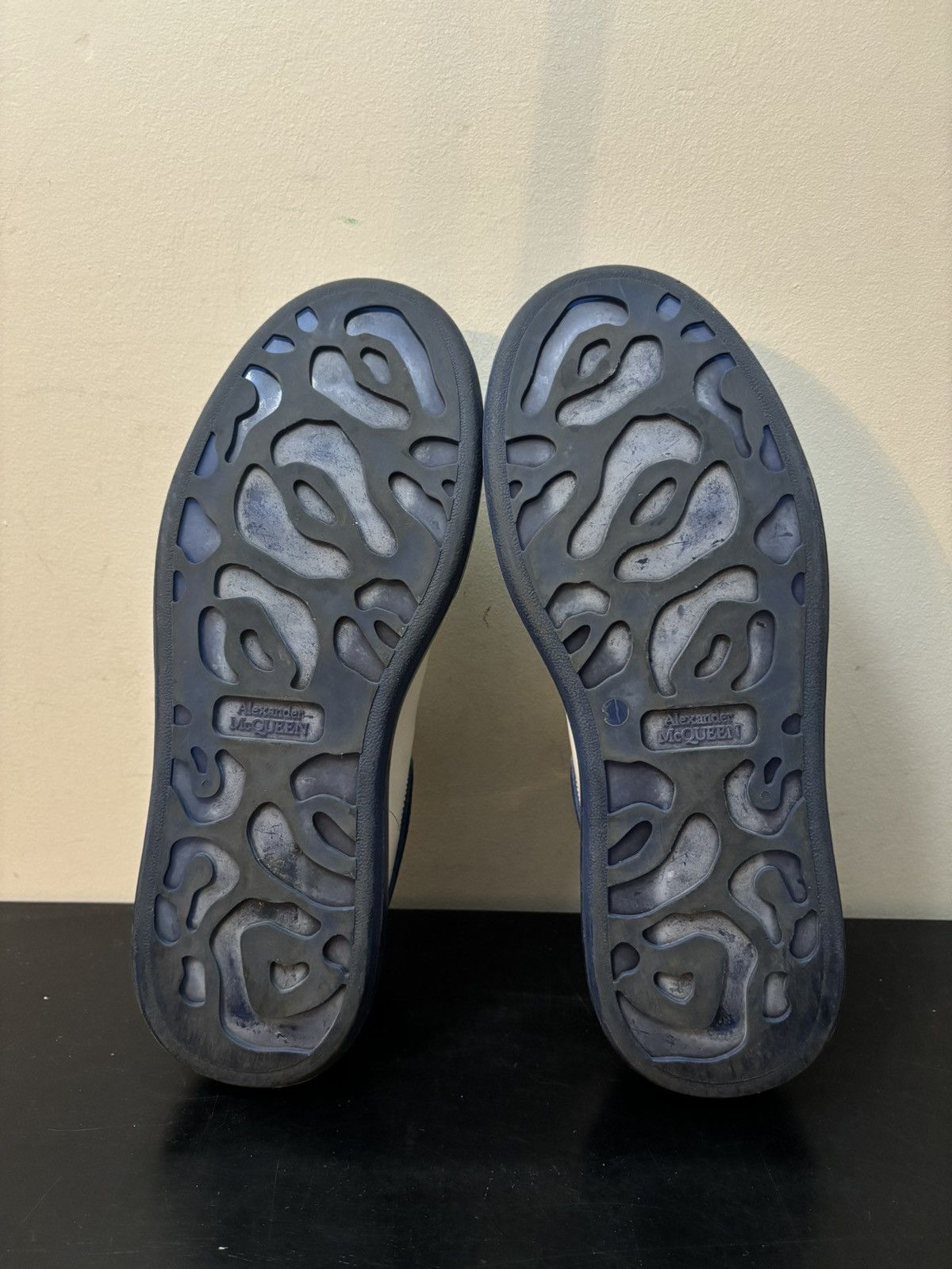 Alexander McQueen Alexander McQueen Oversized Leather Sneakers Blue Bubble Size US 11 / EU 44 - 6 Thumbnail