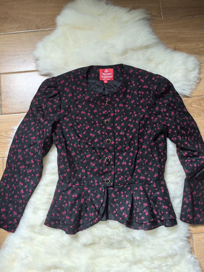 Vivienne Westwood Vivienne Westwood Dress up in a retro coat top Size M / US 6-8 / IT 42-44 - 1 Thumbnail