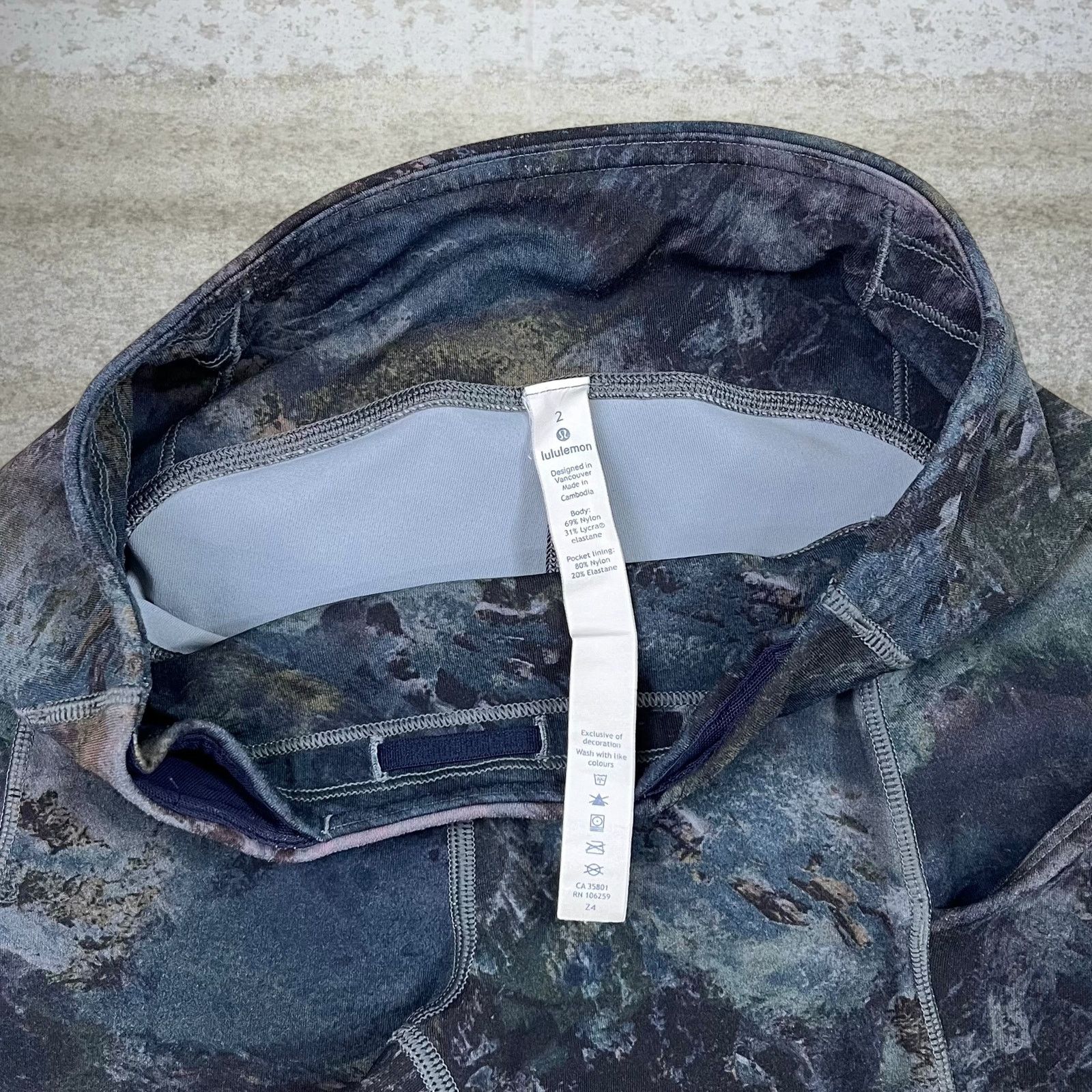 Lululemon Vintage Y2K Lululemon Speed Up Tight Leggings Size 2 Radiant Size 26" / US 2 / IT 38 - 4 Thumbnail