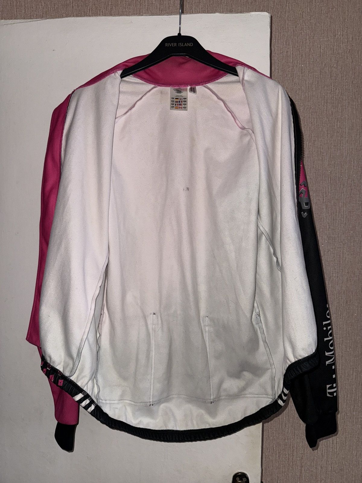 Adidas Vintage Adidas TEAM TELEKOM T-MOBILE cycling Jacket Size US M / EU 48-50 / 2 - 9 Thumbnail