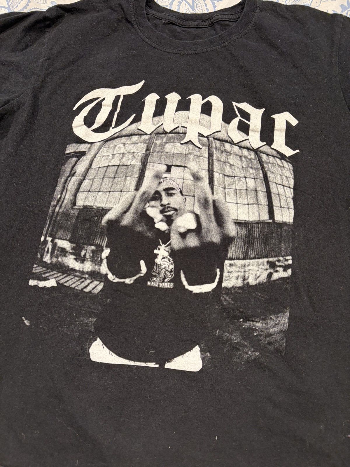Vintage Tupac Shirt Large Size US L / EU 52-54 / 3 - 2 Thumbnail