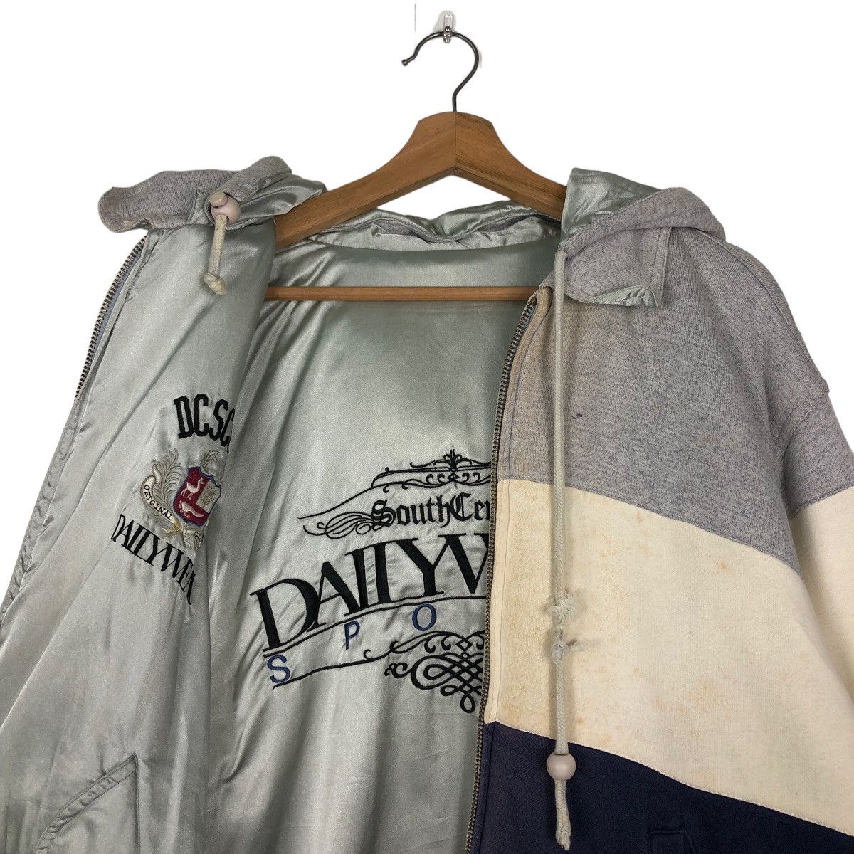 Japanese Brand 🔥Reversible Bomber Jacket American Sport No Time Lose Size US M / EU 48-50 / 2 - 10 Thumbnail