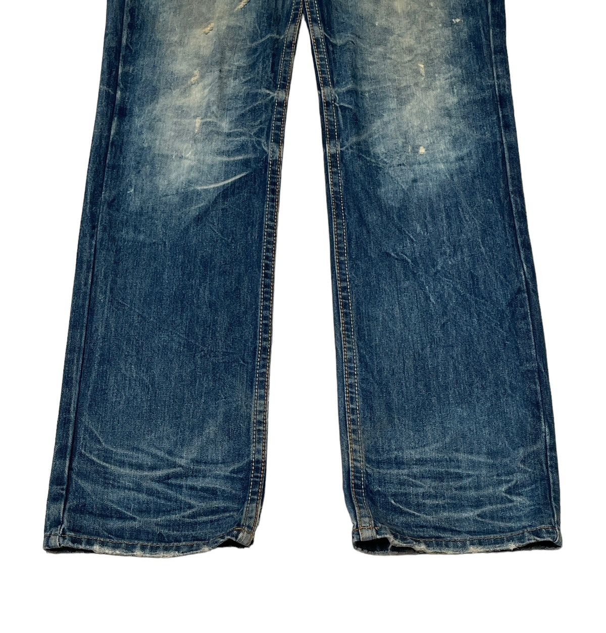 Japanese Brand × Vintage Vintage Japanese Brand Red Pepper Distressed Jeans 2000s Size US 31 - 6 Thumbnail