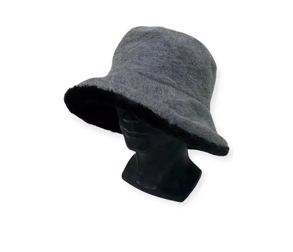 Japanese Brand Huis ten Bosch Fleece Plain Bucket Hat Size ONE SIZE - 1 Thumbnail