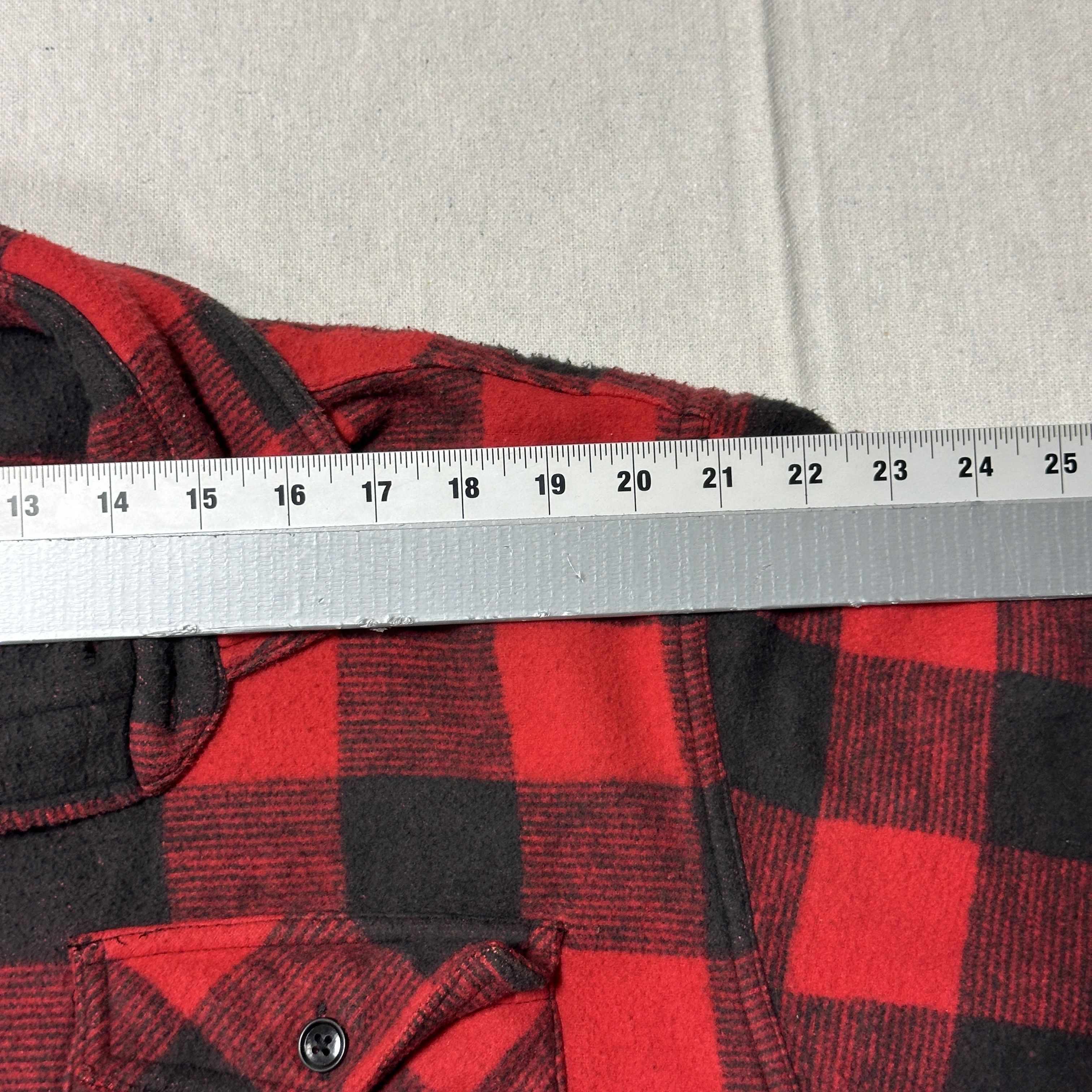 Other Vintage Champion Canadian Red Black Buffalo Plaid Flannel Shirt Size XL Size US XL / EU 56 / 4 - 6 Thumbnail