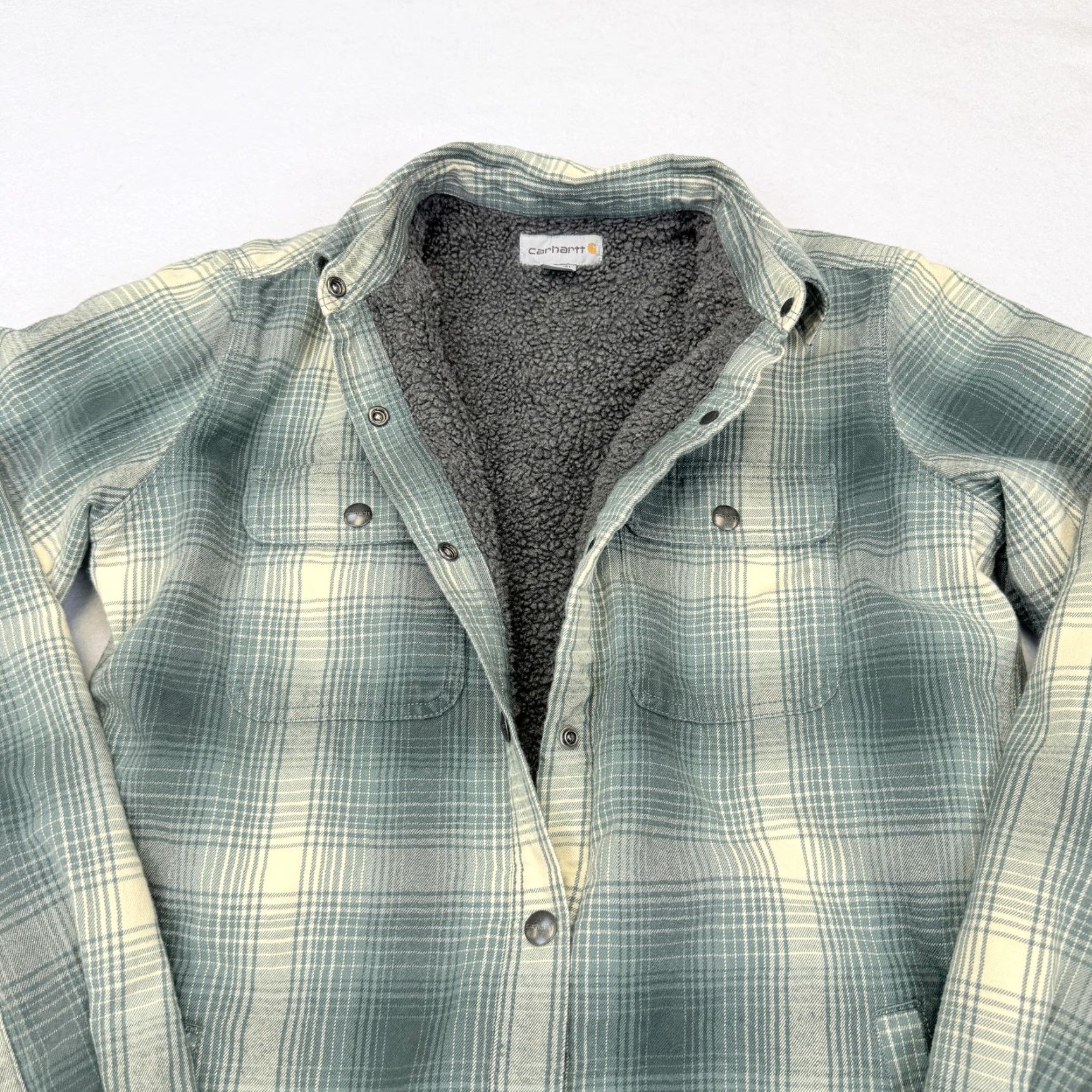 Carhartt VINTAGE Carhartt Jacket Womens Small Green Plaid Sherpa Lined Flannel Shacket Snap Front Size S / US 4 / IT 40 - 6 Thumbnail