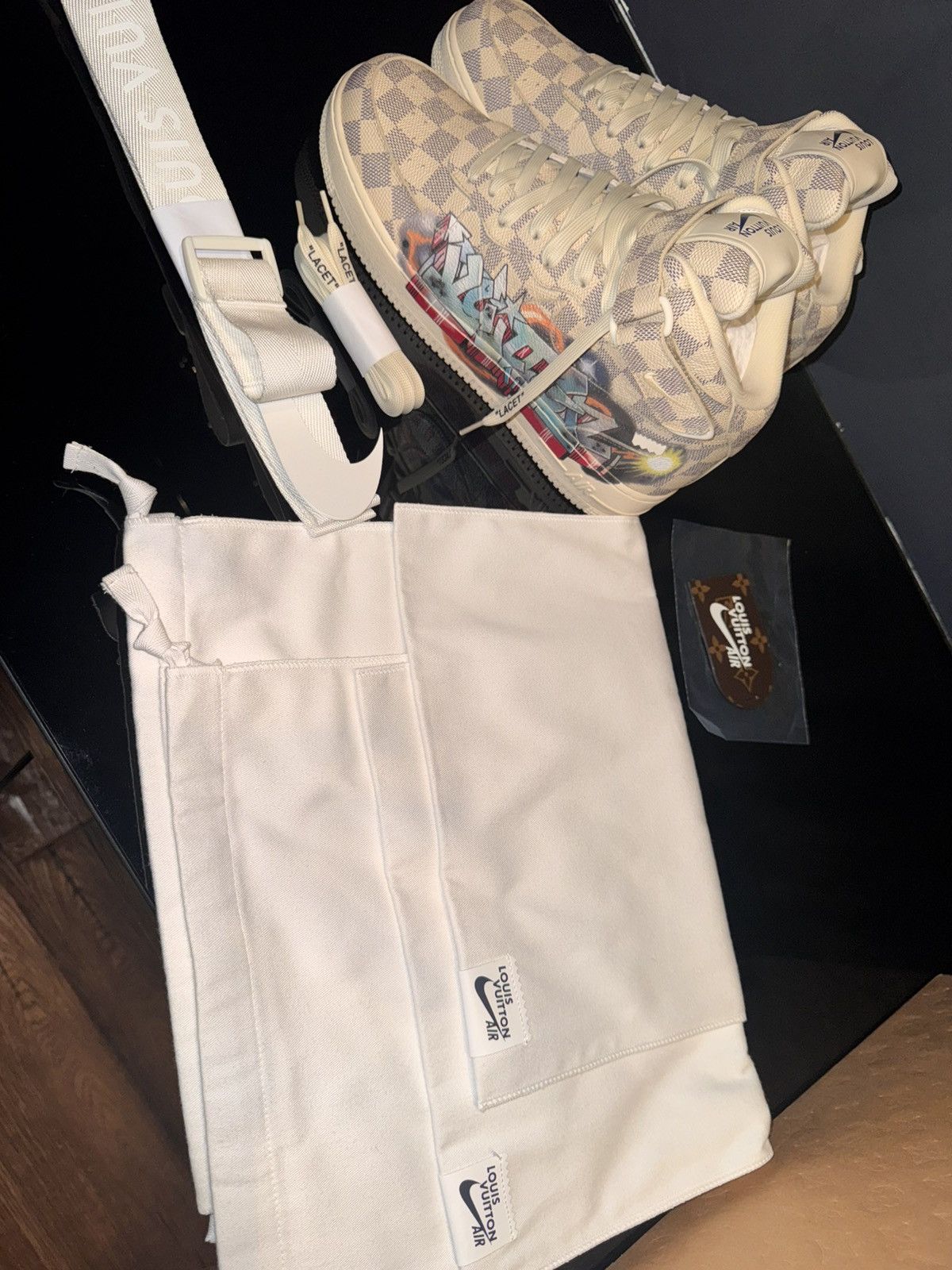 Louis Vuitton Louis Vuitton x Nike Air Force 1 Mid Graffit Damier Azur Size US 10 / EU 43 - 10 Thumbnail