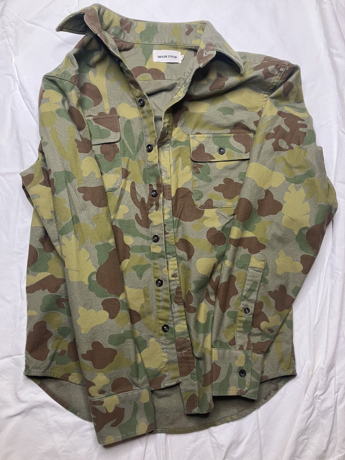 Taylor Stitch Camo Taylor Stitch CPO button-up, organic Size US S / EU 44-46 / 1 - 1 Thumbnail