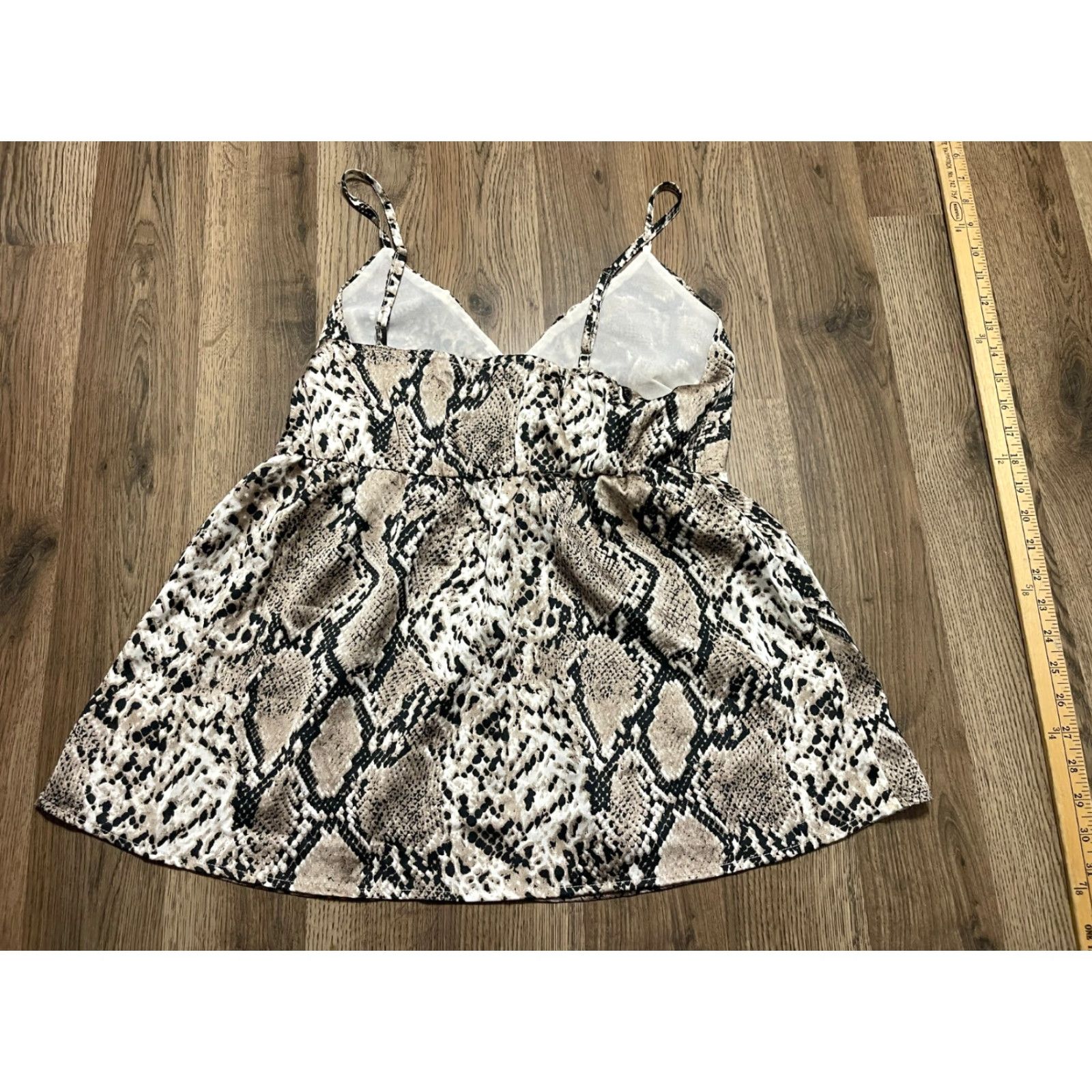 Vintage Doe & Rae Tank Top Women's Size Medium V-Neck Snakeskin Black Brown White NWT Tank Womens M Brown Black White Snakeskin Vneck NWT Size M / US 6-8 / IT 42-44 - 2 Thumbnail