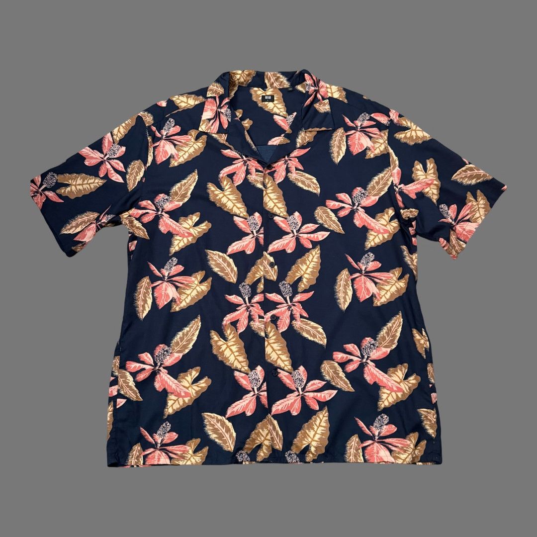 Uniqlo UNIQLO Open Collar SS Shirt Mens Size L Navy EUC Modal Blend Size US L / EU 52-54 / 3 - 1 Thumbnail