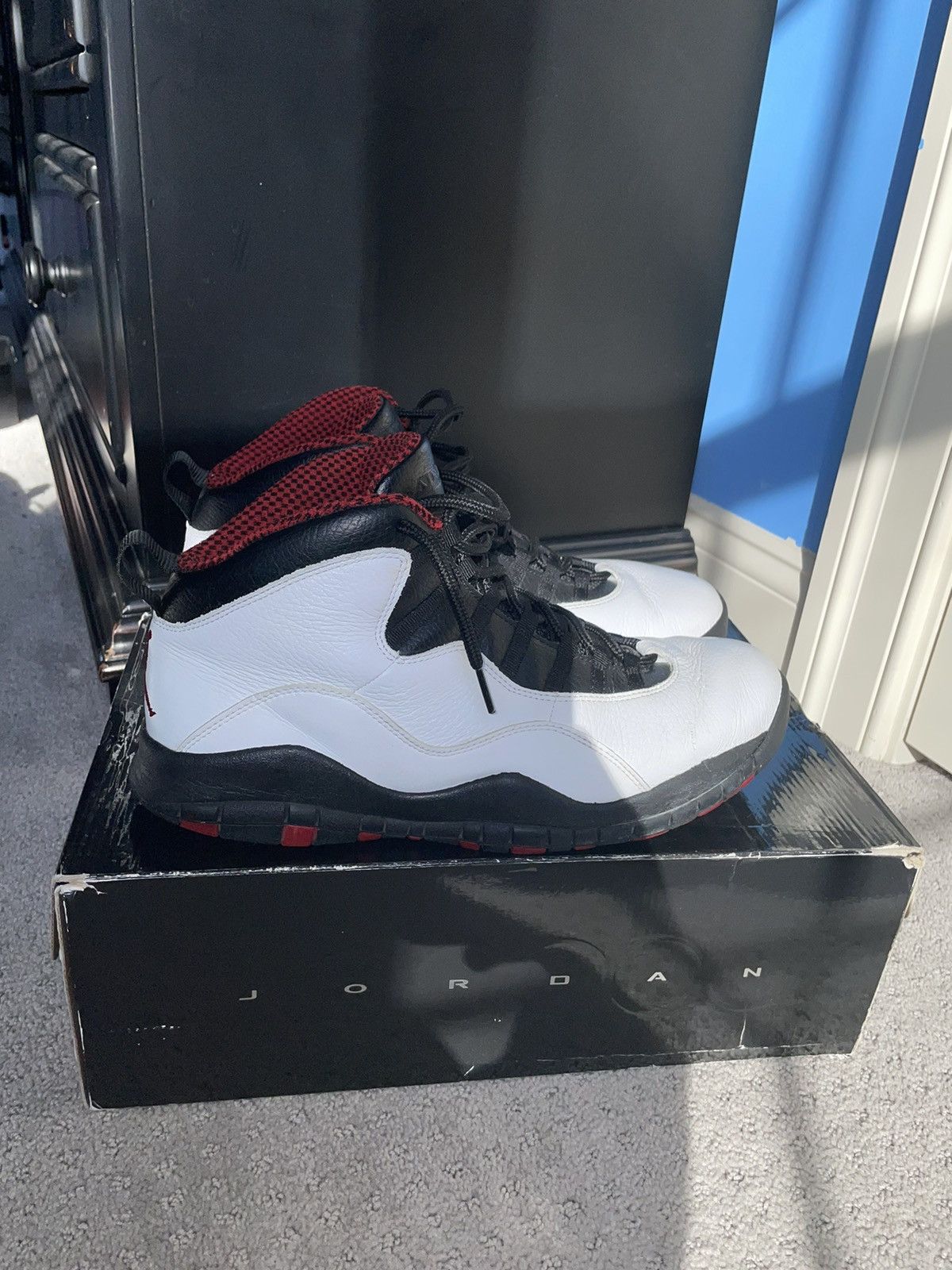 image of Jordan Nike Retro Chicago Jordan 10 Size 12 Shoes in White, Men's