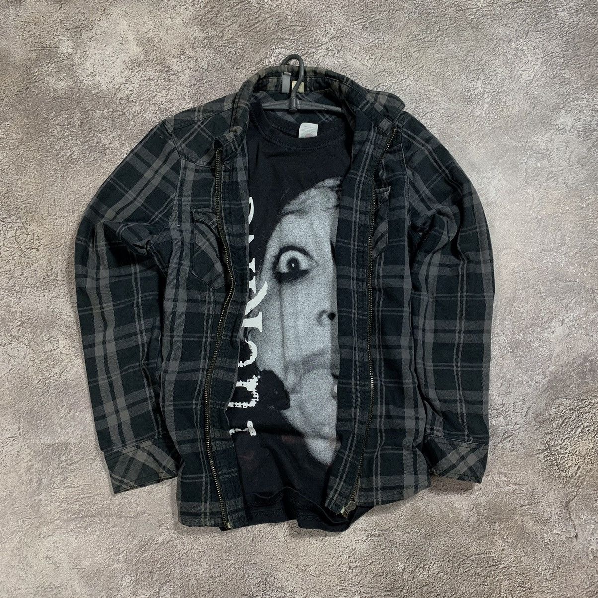 Vintage Vintage 90s Grunge Graphic Flannel Shirt Oversized Streetwea Size US S / EU 44-46 / 1 - 1 Thumbnail
