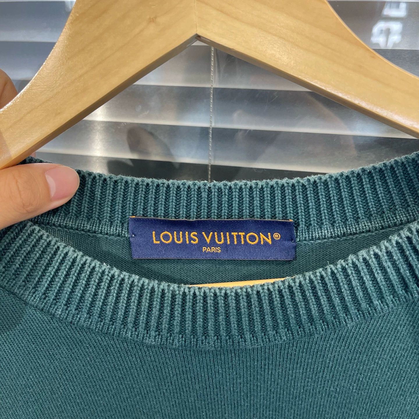 Louis Vuitton Louis Vuitton Pin Embroidery Knit SS Tee Size US XL / EU 56 / 4 - 3 Thumbnail