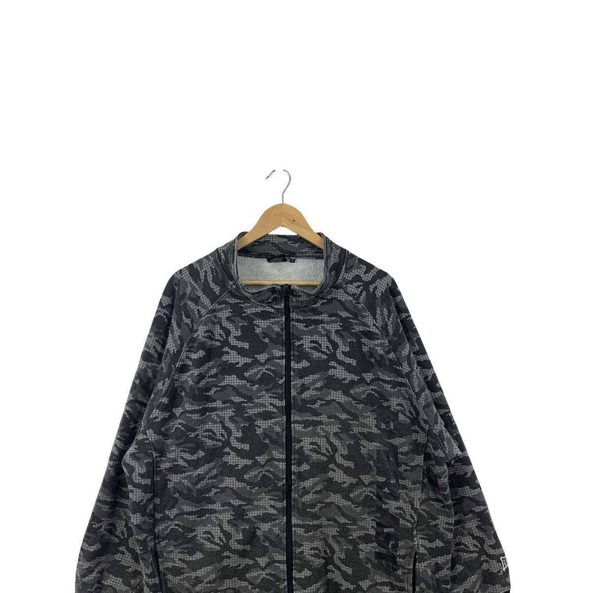 Vintage Vintage CAMO CAMOUFLAGE TRACK Sweatshirt Jacket Streetwea Size US XXL / EU 58 / 5 - 2 Thumbnail