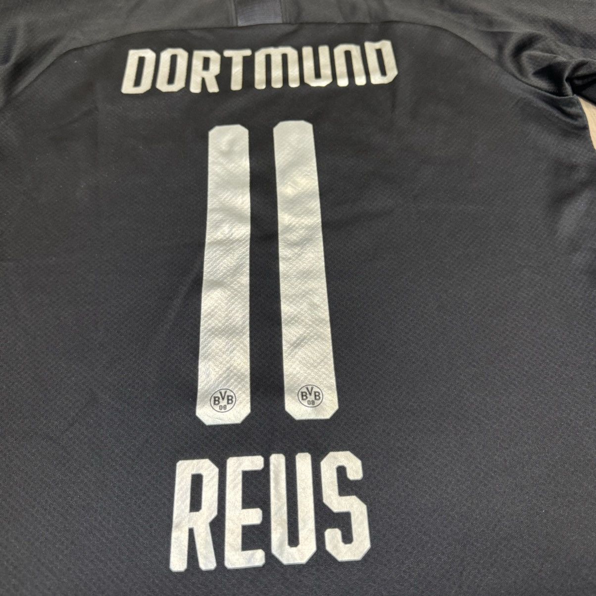 Puma Dortmund 19/20 away shirt #11 Reus Size US S / EU 44-46 / 1 - 4 Thumbnail