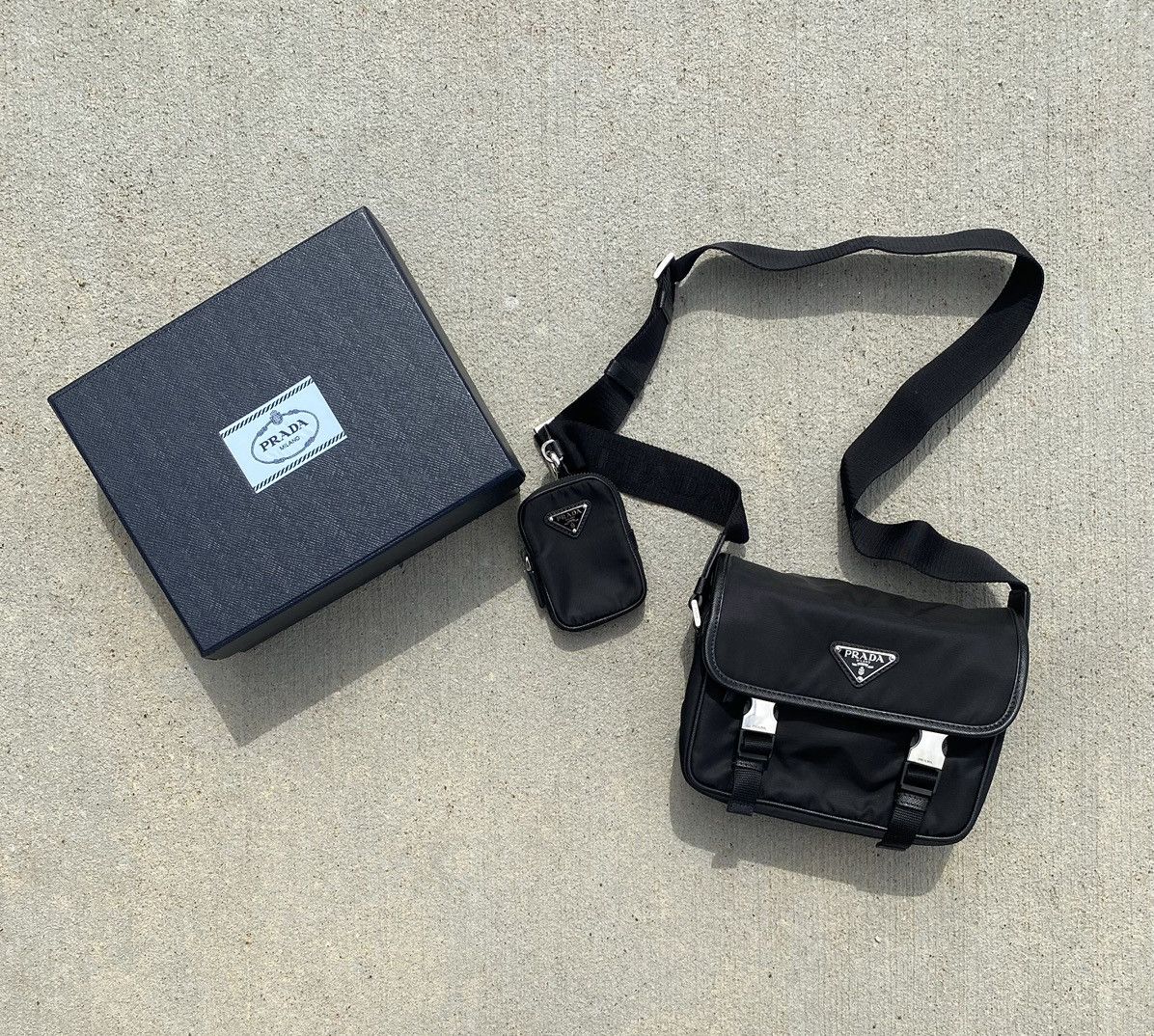 Prada PRADA Re-Nylon and Saffiano leather shoulder bag Size ONE SIZE - 1 Thumbnail