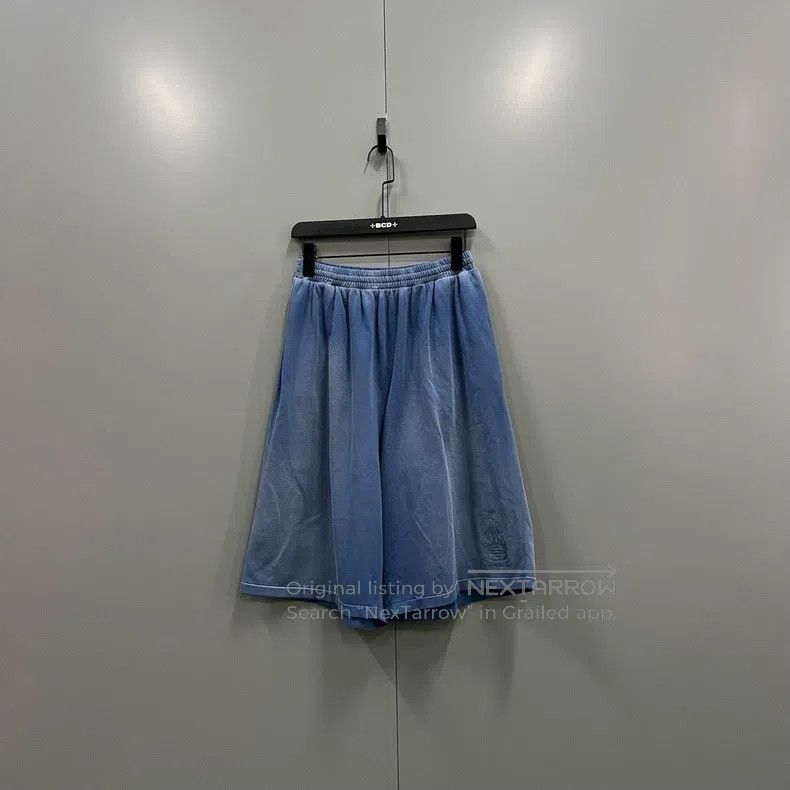 Balenciaga Balenciaga size S Distressed Flame Logo Embroidered Shorts Size US 27 - 1 Thumbnail