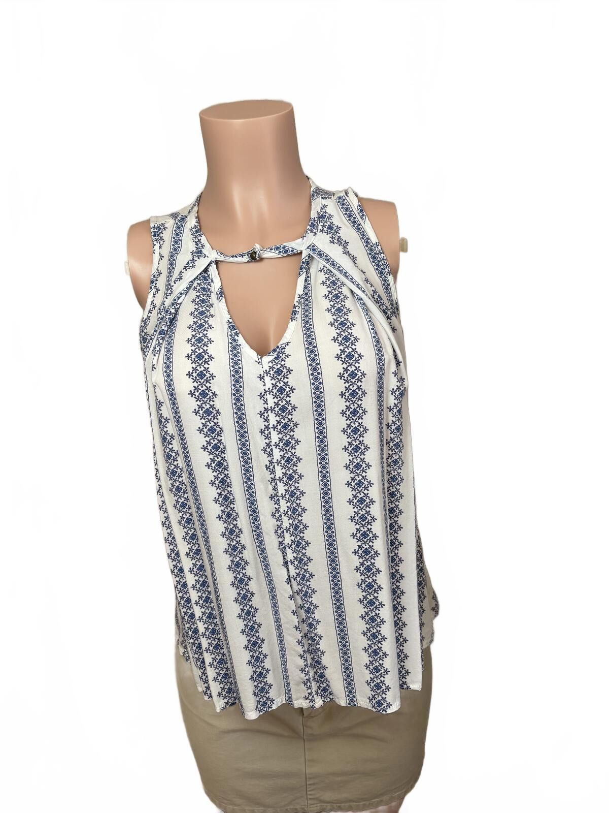 Other Sleeveless White and Blue Coastal Top. Medium. Size M / US 6-8 / IT 42-44 - 2 Thumbnail