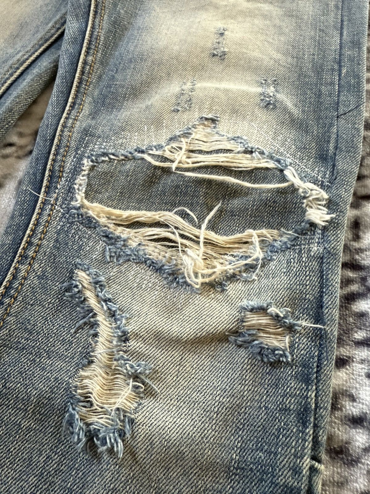 Japanese Brand Mnml Boro Distressed Repaired Skinny Jeans Size US 30 / EU 46 - 9 Thumbnail
