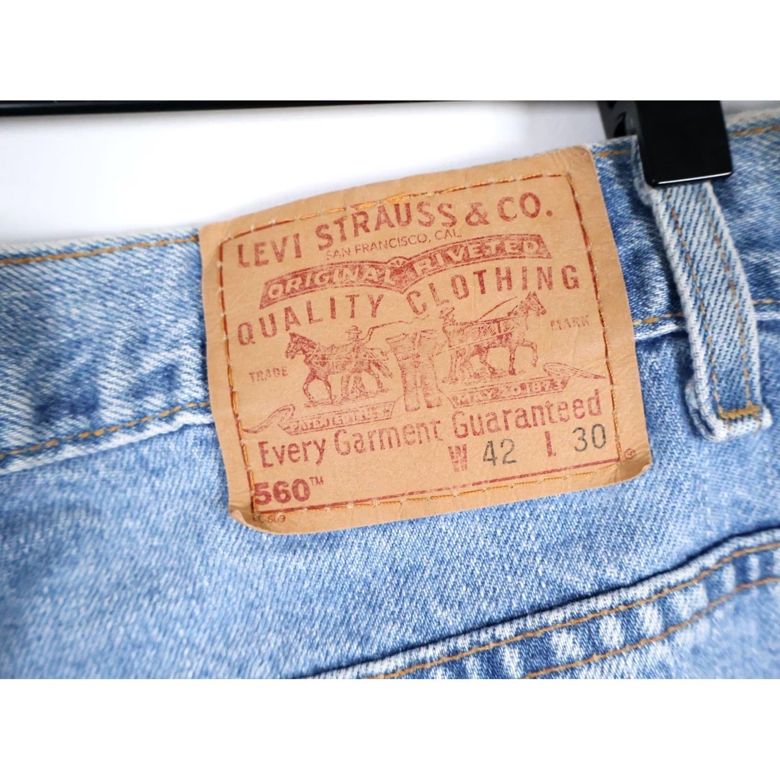 Levi's VINTAGE Levi's Jeans Men 38 x 27 Blue 560 Loose Fit Tapered Leg 1999 90s Hipster Retro Grunge Model Levi's 560 Mens Jeans Regular Way Staight? Size US 38 / EU 54 - 5 Thumbnail