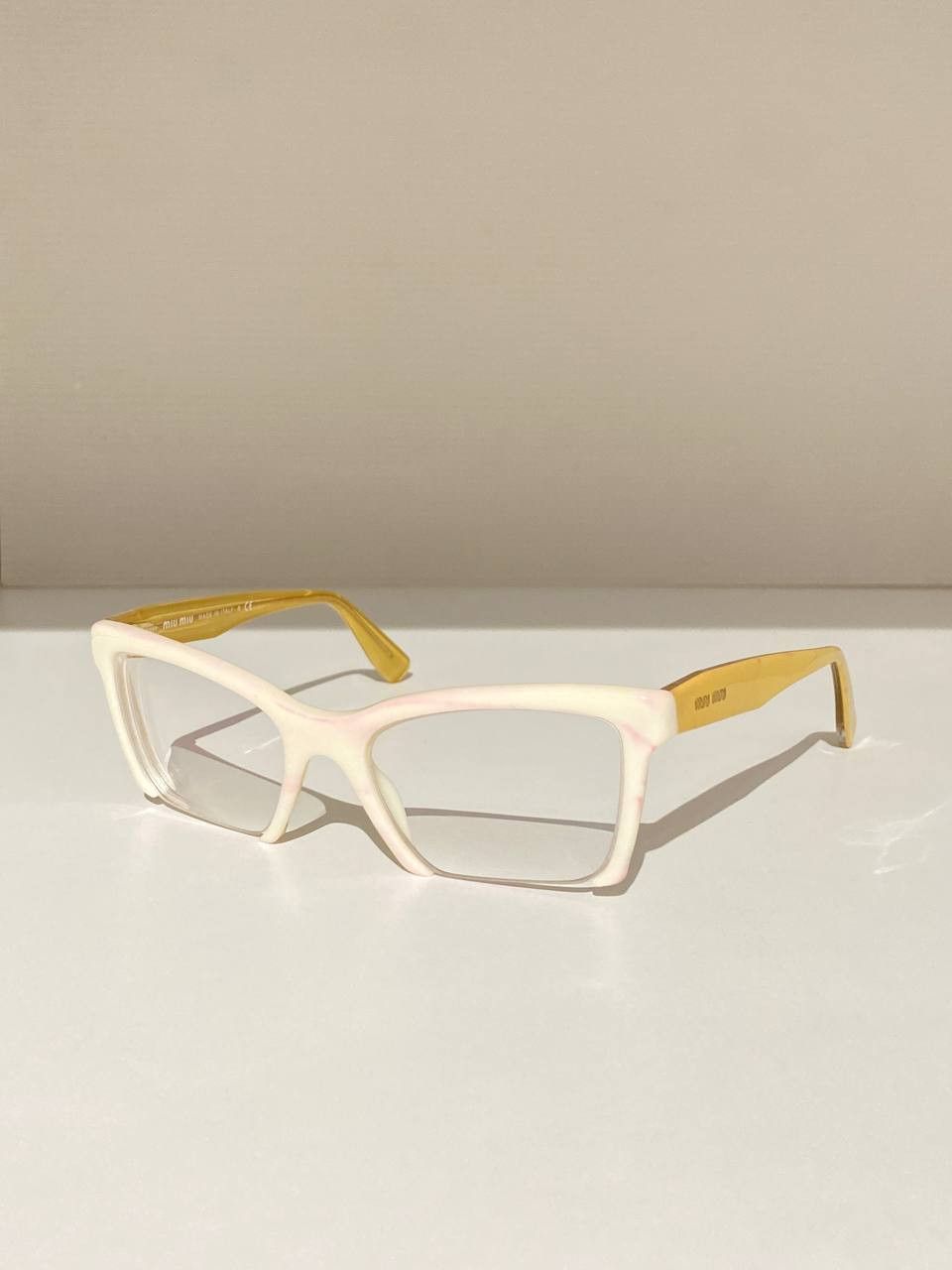 Miu Miu Miu Miu Logo Cat Eye Oversized Sunglasses Vintage Y2K Size ONE SIZE - 3 Thumbnail