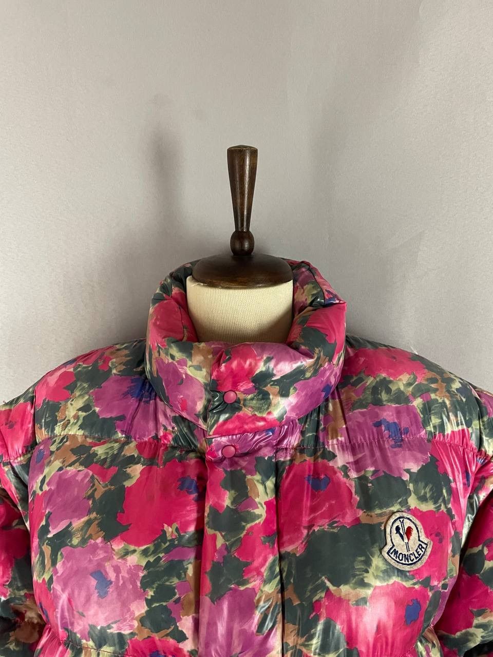 Moncler Moncler Down Jacket Flowers Pink Grenoble Vintage 1990s Size US M / EU 48-50 / 2 - 3 Thumbnail