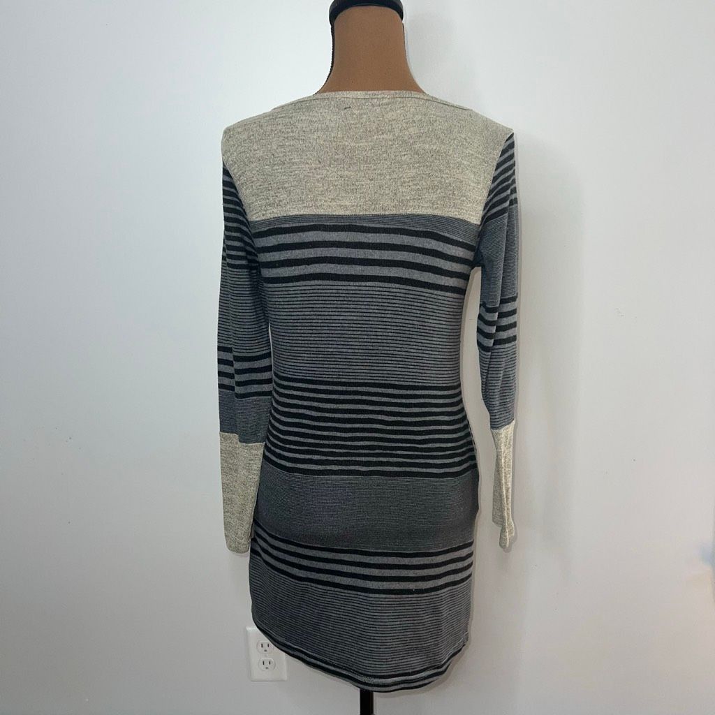 Anthropologie Sarin Mathews, Striped Colorblock Sweater Dress with Pockets Size S / US 4 / IT 40 - 4 Thumbnail