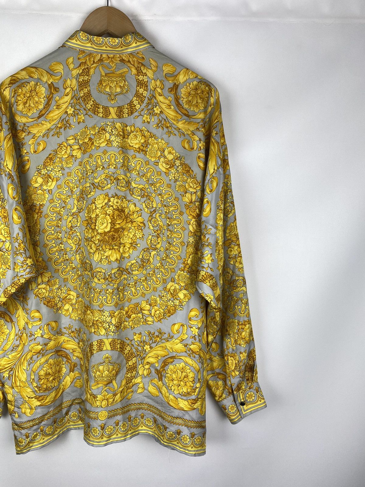 Versace Gianni Versace 90s Barocco pattern silk button up shirt Size US L / EU 52-54 / 3 - 19 Thumbnail