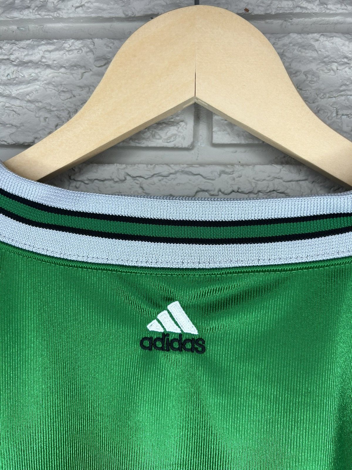 Adidas × NFL × Vintage Vintage 90s Adidas CFL Saskatchewan Roughriders Jersey Size US L / EU 52-54 / 3 - 9 Thumbnail