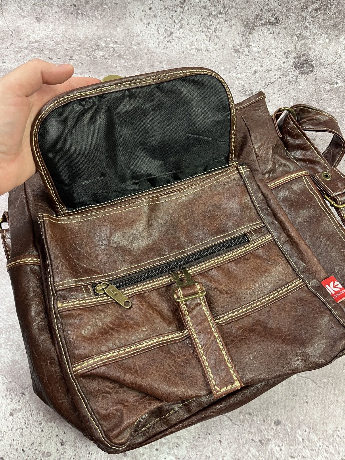 Diesel Diesel Faux Leather Shoulder Bag Multi Pocket Vintage Y2K Size ONE SIZE - 13 Thumbnail