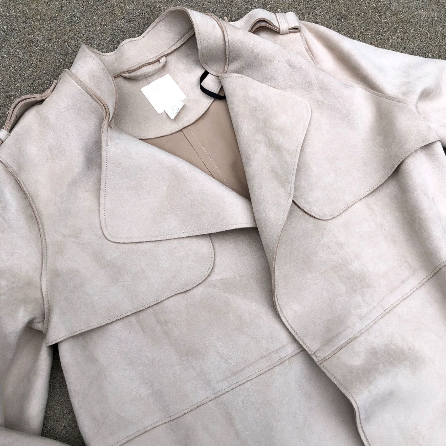 H&M H&M Faux Trench Coat Jacket Women's XS Beige Long Sleeve Faux Suede Long Coat Size XS / US 0-2 / IT 36-38 - 2 Thumbnail