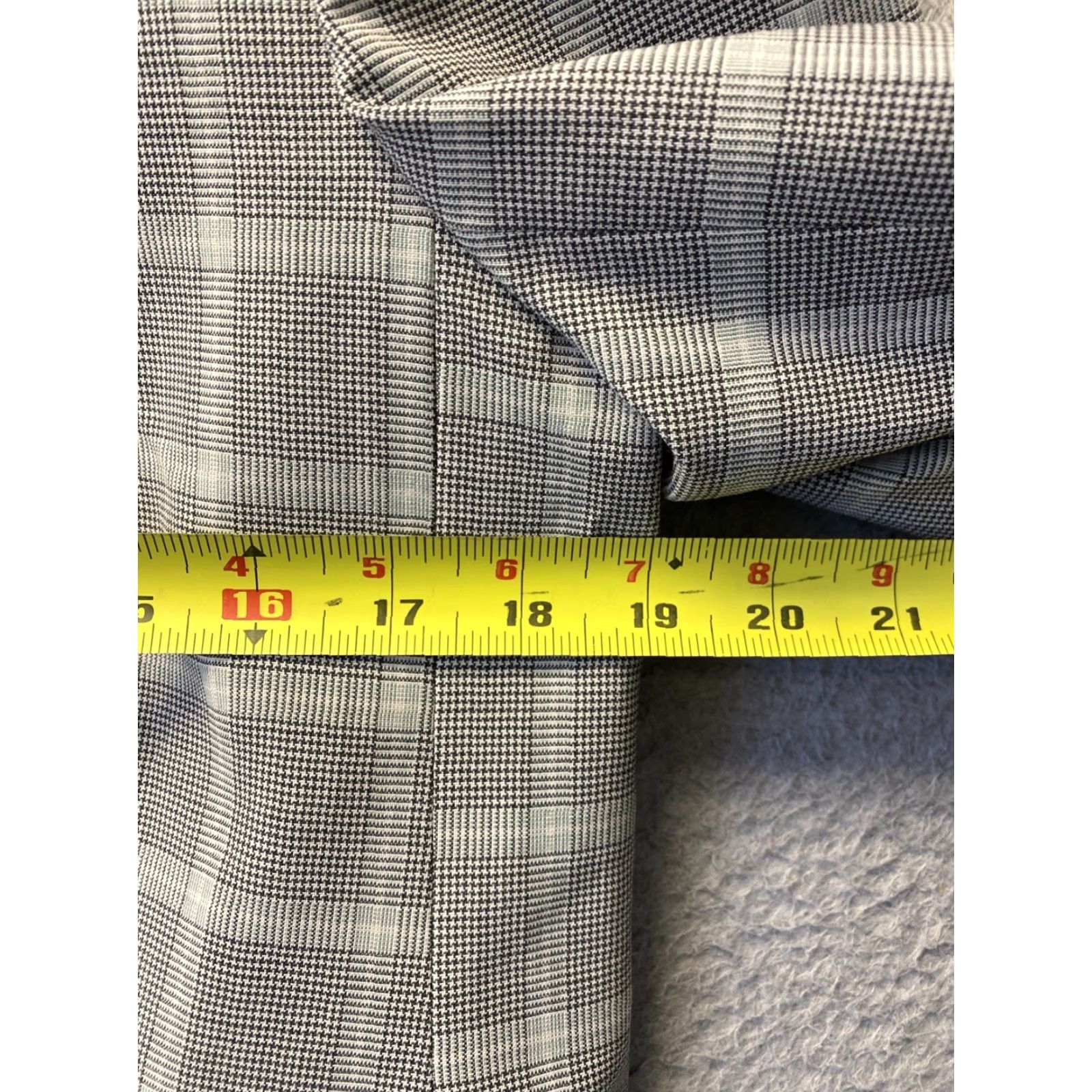 J.Crew J.CREW Women's Gray Wool Blend Blazer Jacket Size 12 Check Collared Lined Business Workwear Size XL / US 12-14 / IT 48-50 - 4 Thumbnail