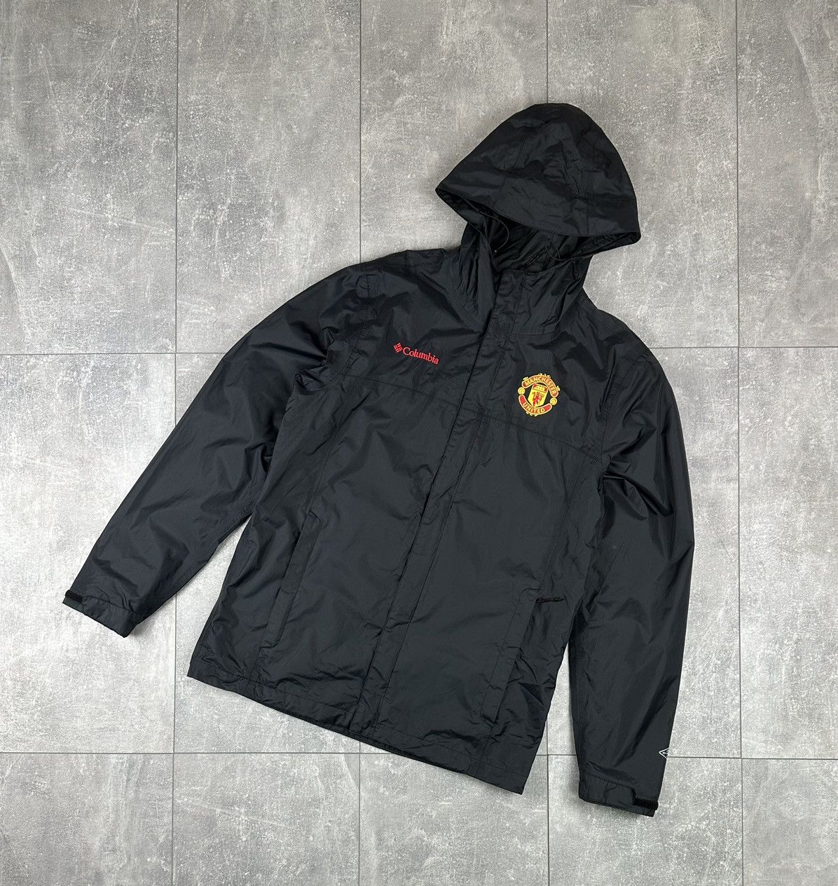 Columbia Columbia Manchester United FC Light Rain Jacket Size US M / EU 48-50 / 2 - 2 Thumbnail