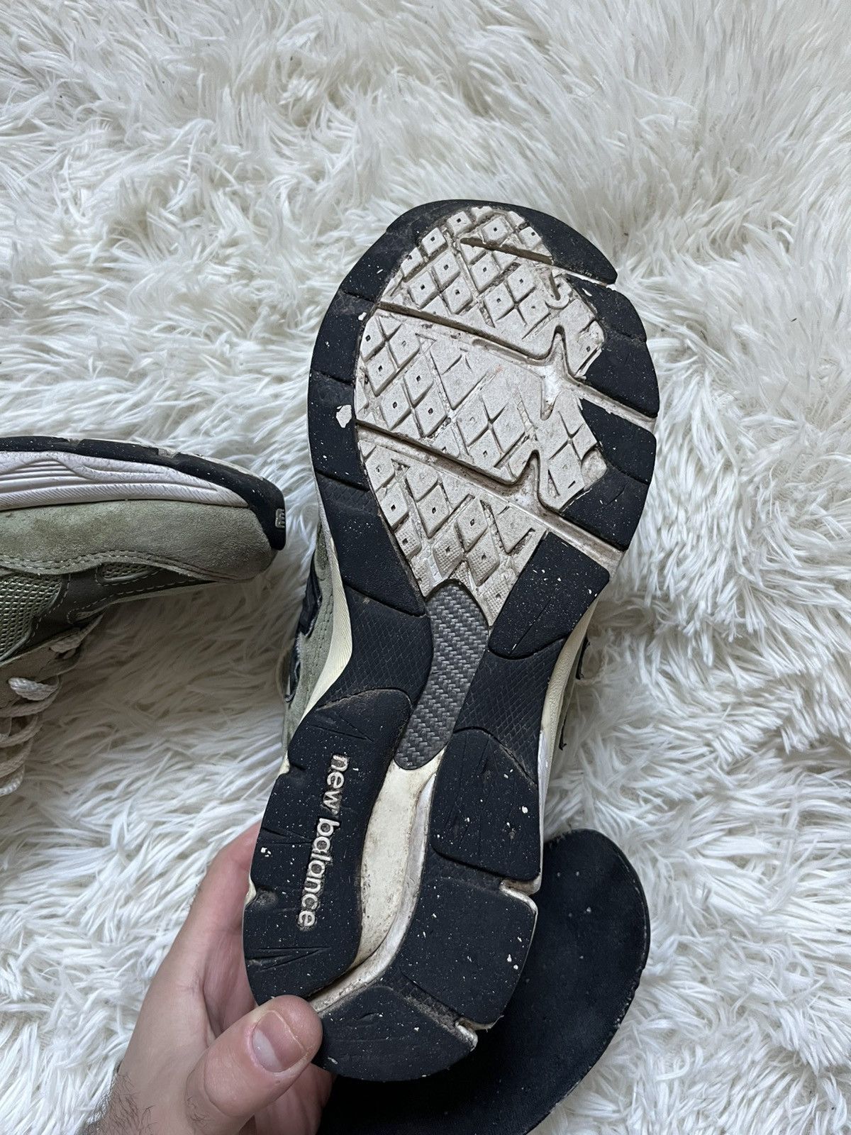 JJJJound × New Balance New Balance x JJJjound 990 v3 olive Size US 8 / EU 41 - 11 Thumbnail