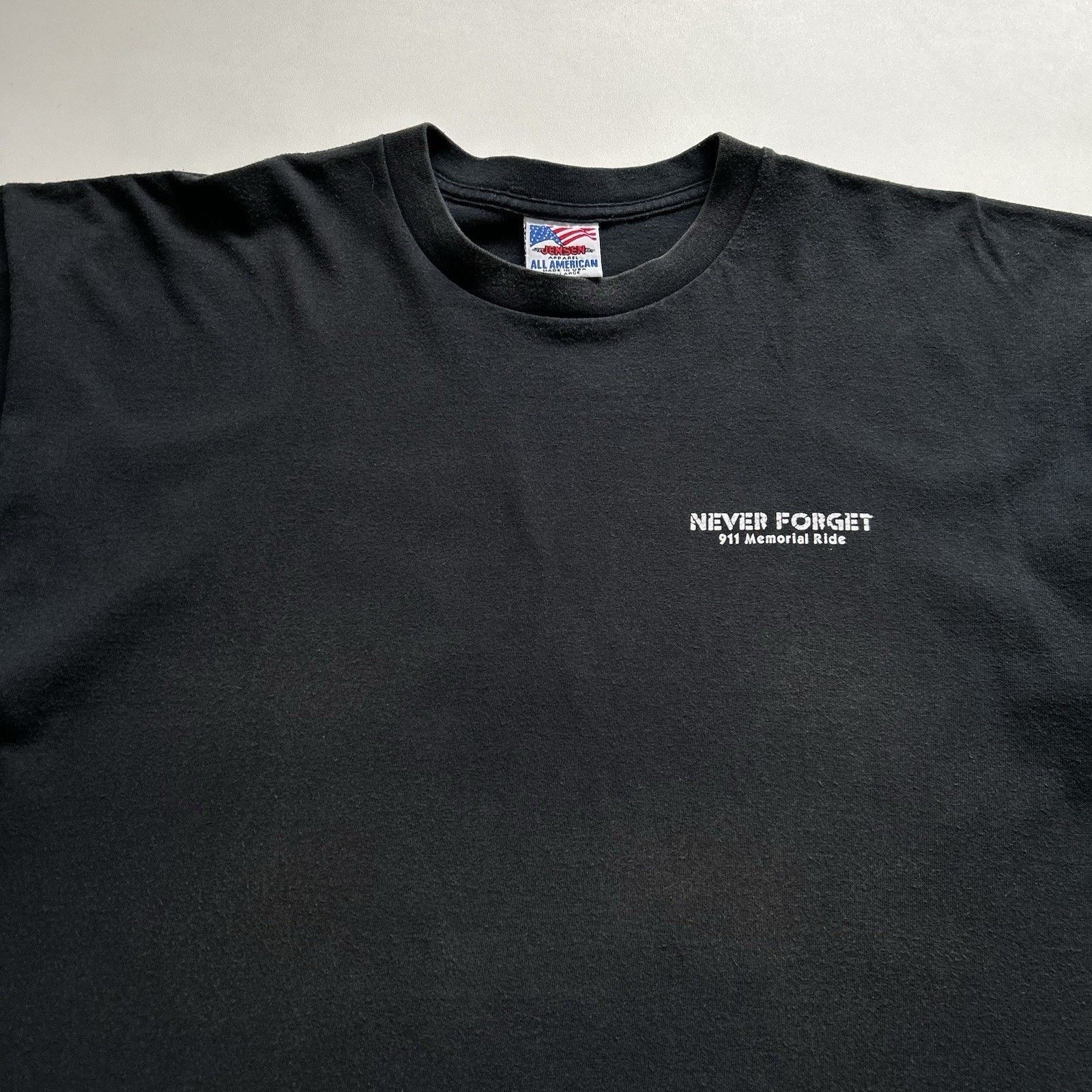 Vintage Vintage 2001 New York City 9/11 T Shirt 2XL Twin Towers NYC Size US XXL / EU 58 / 5 - 5 Thumbnail