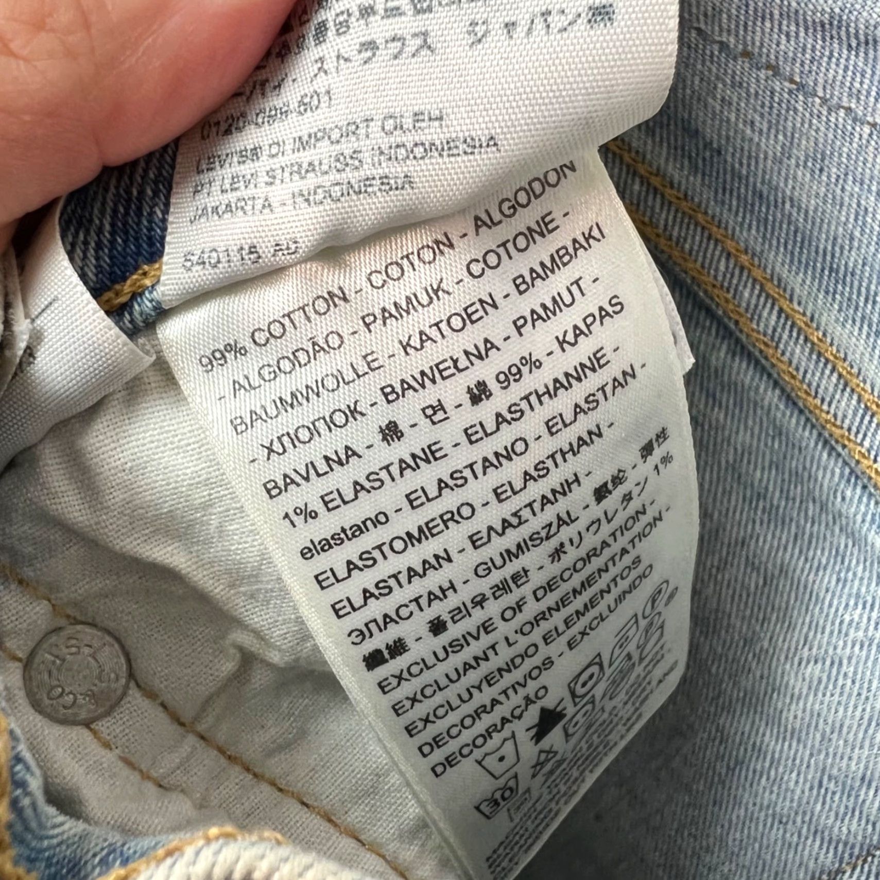 Levi's Levis 501 Womens Size 27 x 28 Light Wash Denim Jeans Stretch 5-Pocket Regular Skinny Blue Denim Jeans 90s Womens Levis 501 Series Size 27" / US 4 / IT 40 - 4 Thumbnail