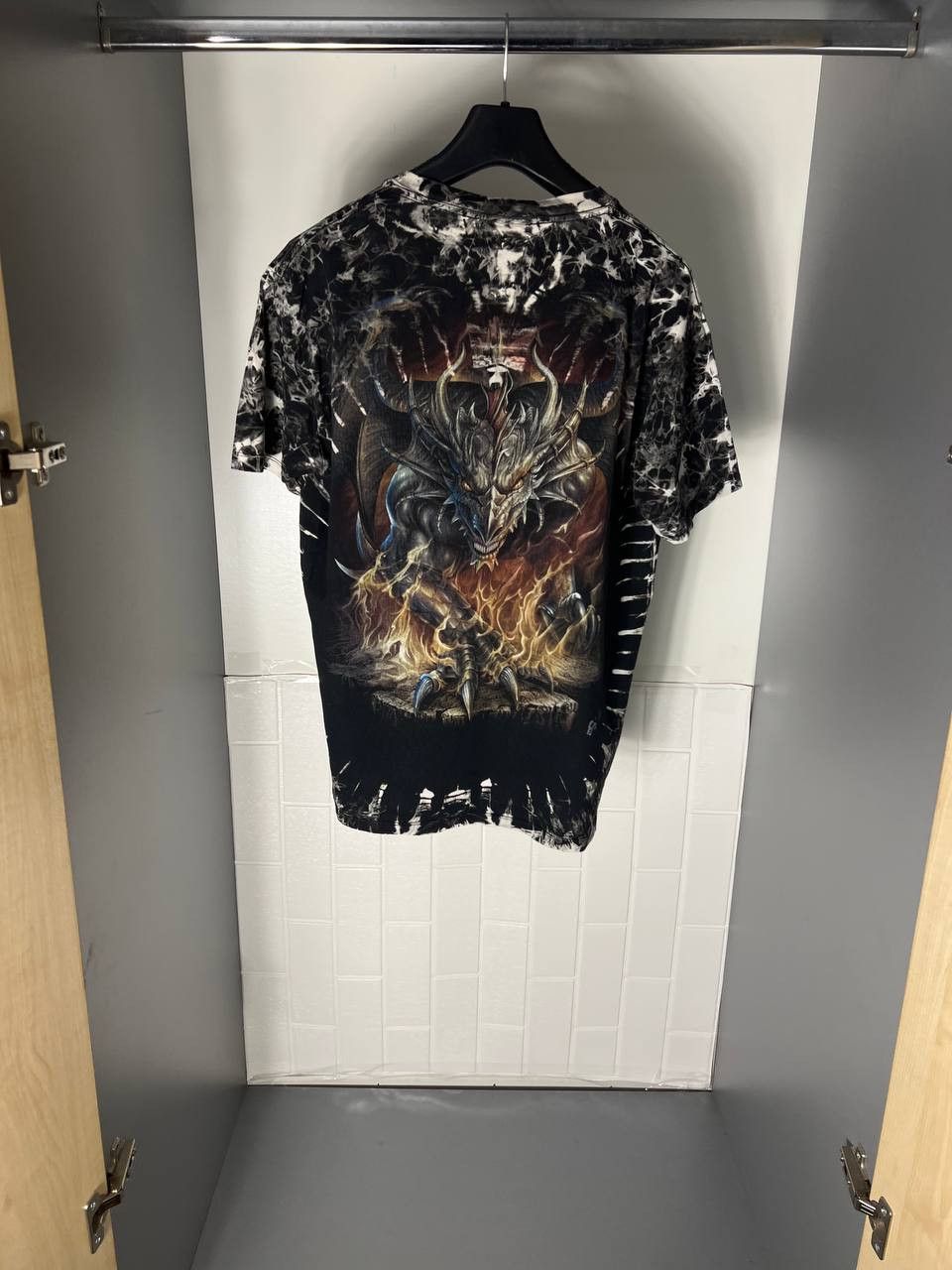 Band Tees VINTAGE DRAGONS DESIGNER ROCK T-SHIRT MOTORCYCLE RETRO 90s Size US L / EU 52-54 / 3 - 6 Thumbnail