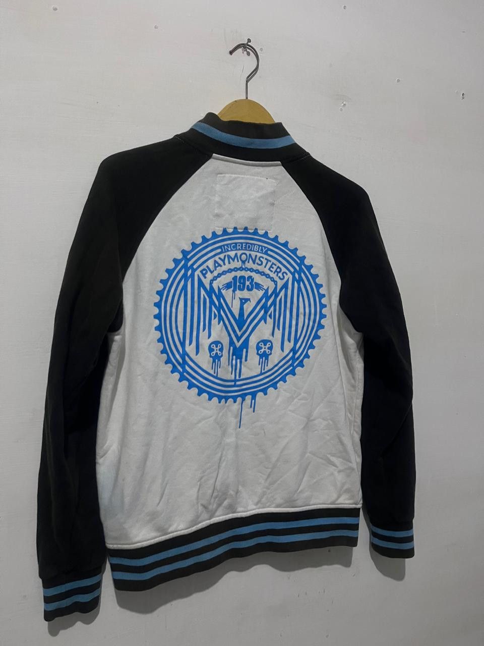 Japanese Brand Rare varsity jacket streetwear Incredibly Playmonsters Size US L / EU 52-54 / 3 - 5 Thumbnail