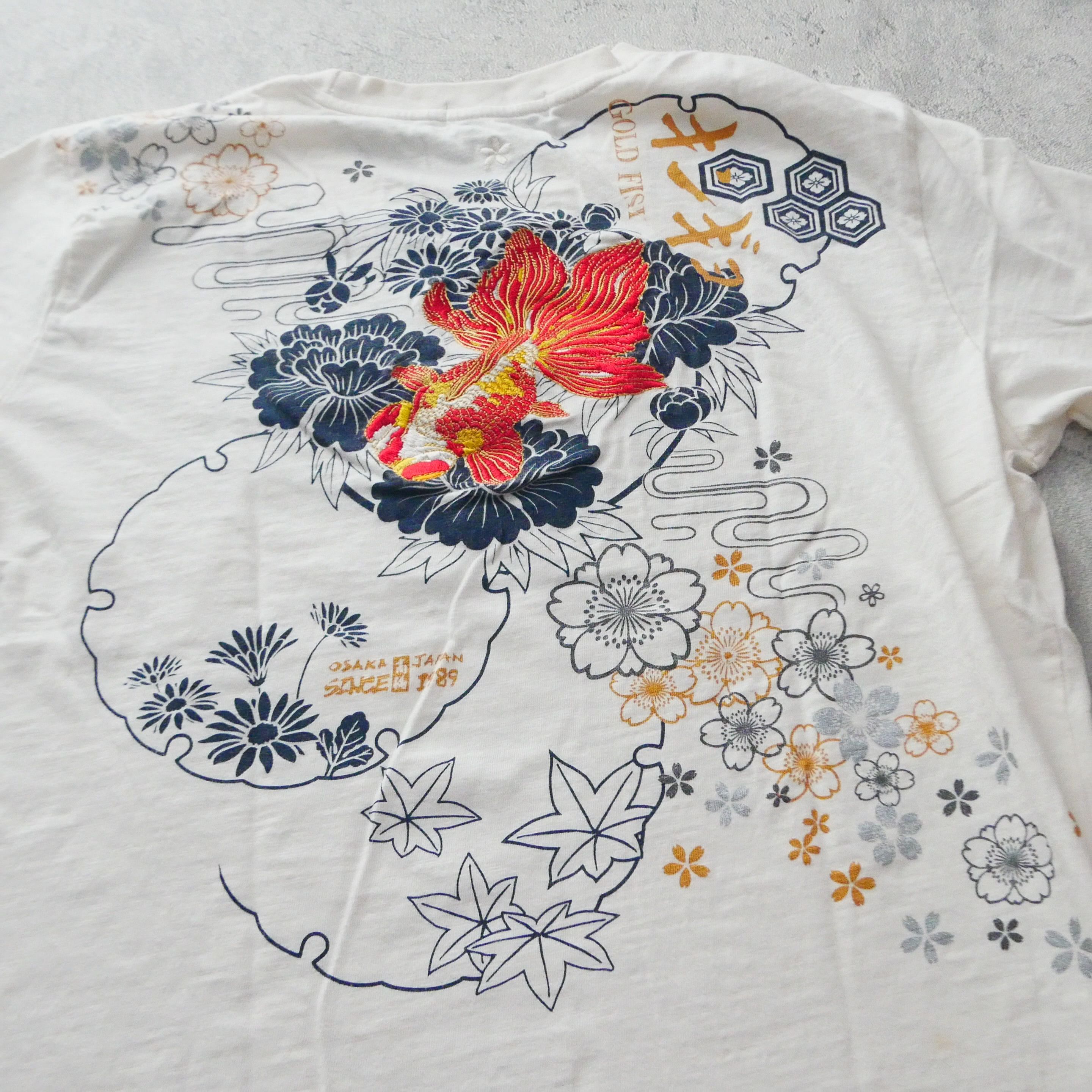 Japanese Brand Sukajan Japan Karakuri Tamashii Gold Fist White Tshirt Size US M / EU 48-50 / 2 - 8 Thumbnail