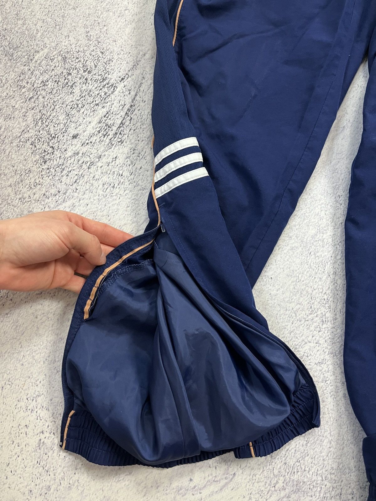 Adidas × Vintage Vintage Adidas Tottenham Nylon Drill Track Pants Rare 90’s Size US 34 / EU 50 - 17 Thumbnail