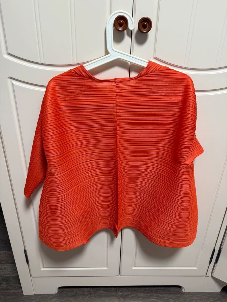 Issey Miyake Issey Miyake size:3 Orange pleated top Size XS / US 0-2 / IT 36-38 - 2 Thumbnail