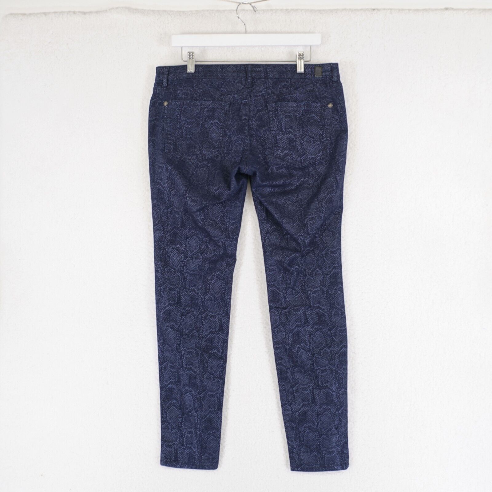 Jessica Simpson Jessica Simpson 31R Kiss Me Jeggings Blue Snakeskin Patterne Size 35" - 5 Thumbnail