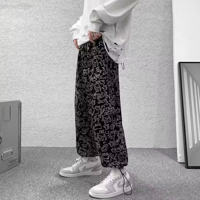 image of Vintage Sweatpants in Black, Men's (Size 32)