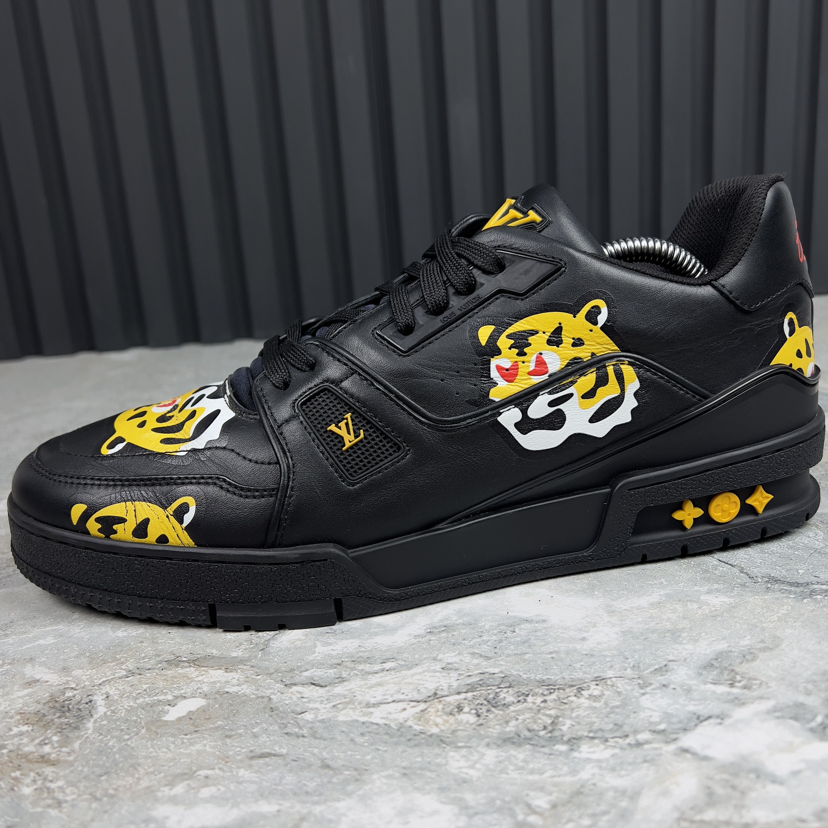 Louis Vuitton Louis Vuitton Nigo Trainer LV Tiger Sneaker Monogram Size US 9.5 / EU 42-43 - 15 Thumbnail