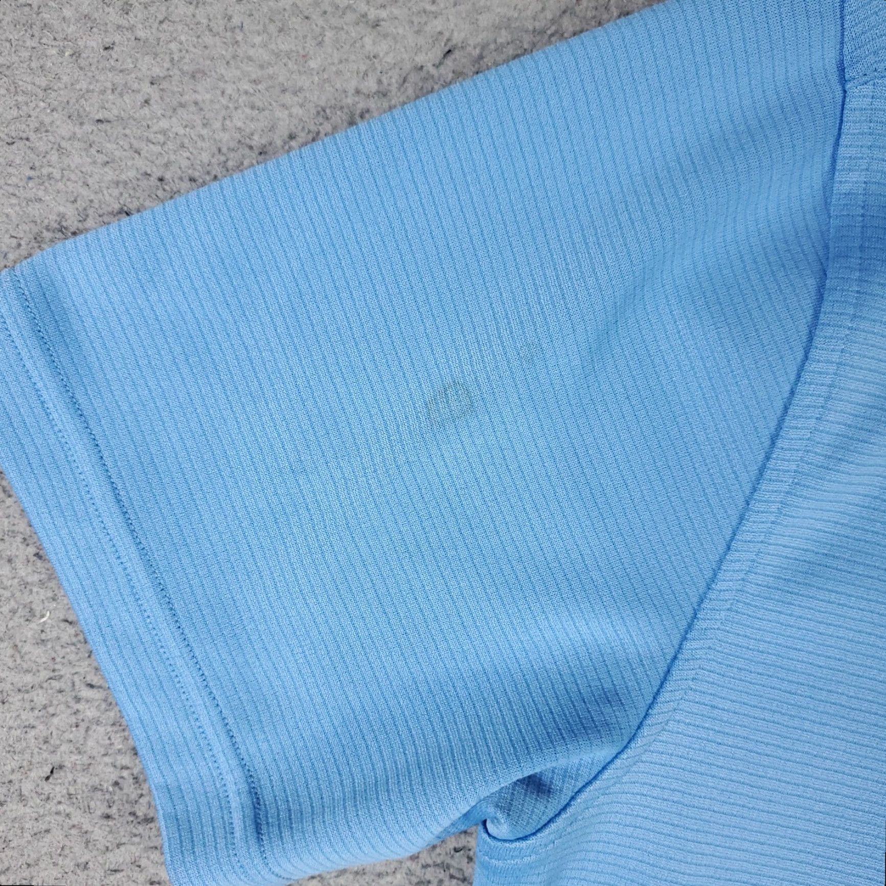 Under Armour Under Armour Polo Shirt Mens L Blue Golf Casual Short Sleeve Polo Men’s Size L Blue Sports Logo Checkered? No—keep to original words only. Size US L / EU 52-54 / 3 - 3 Thumbnail