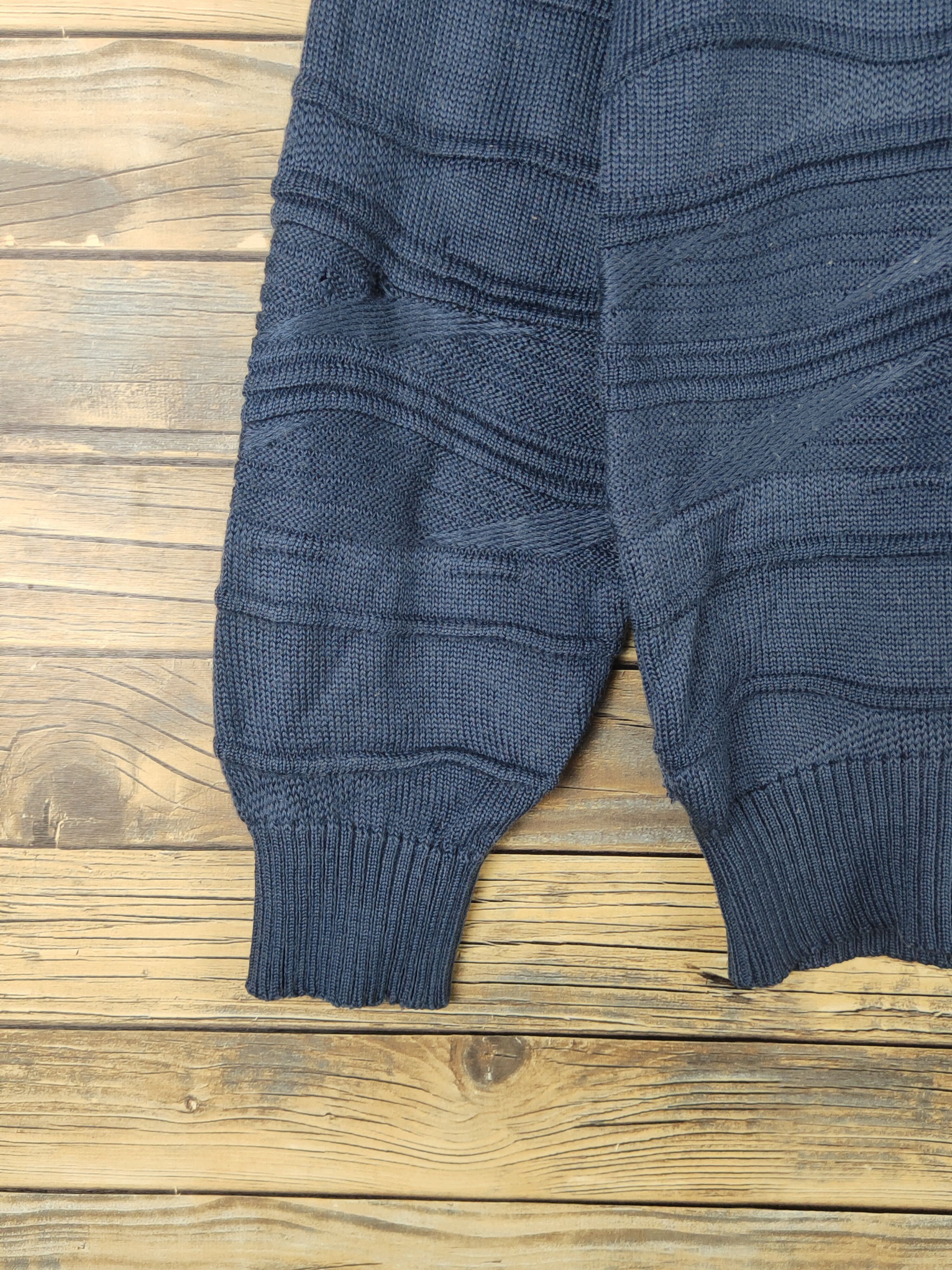Vintage Exvess ripped distressed Blue Knitwear Sweatshirts #W1523 Size US M / EU 48-50 / 2 - 7 Thumbnail