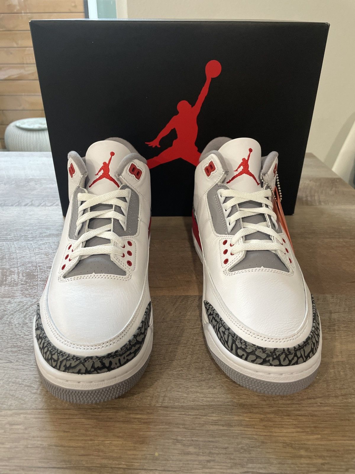 Jordan Brand Air Jordan 3 Retro Size US 11 / EU 44 - 2 Thumbnail